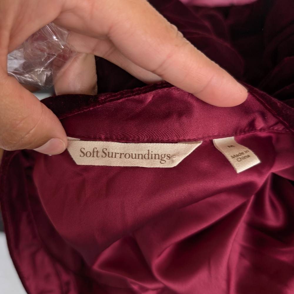 Soft Surroundings Pasada Velvet Top, Size M - Picture 5 of 6
